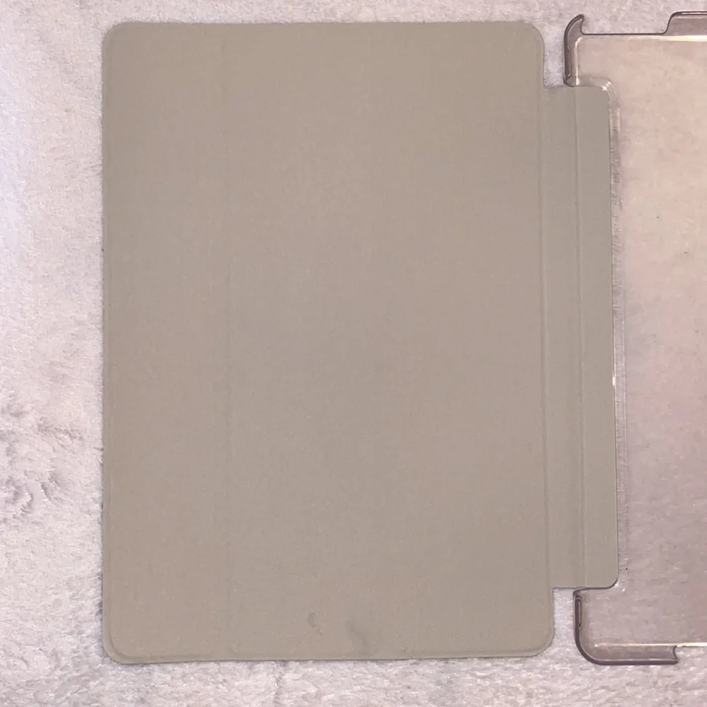 HOST PICK! baby owl iPad case - Picture 4 of 7